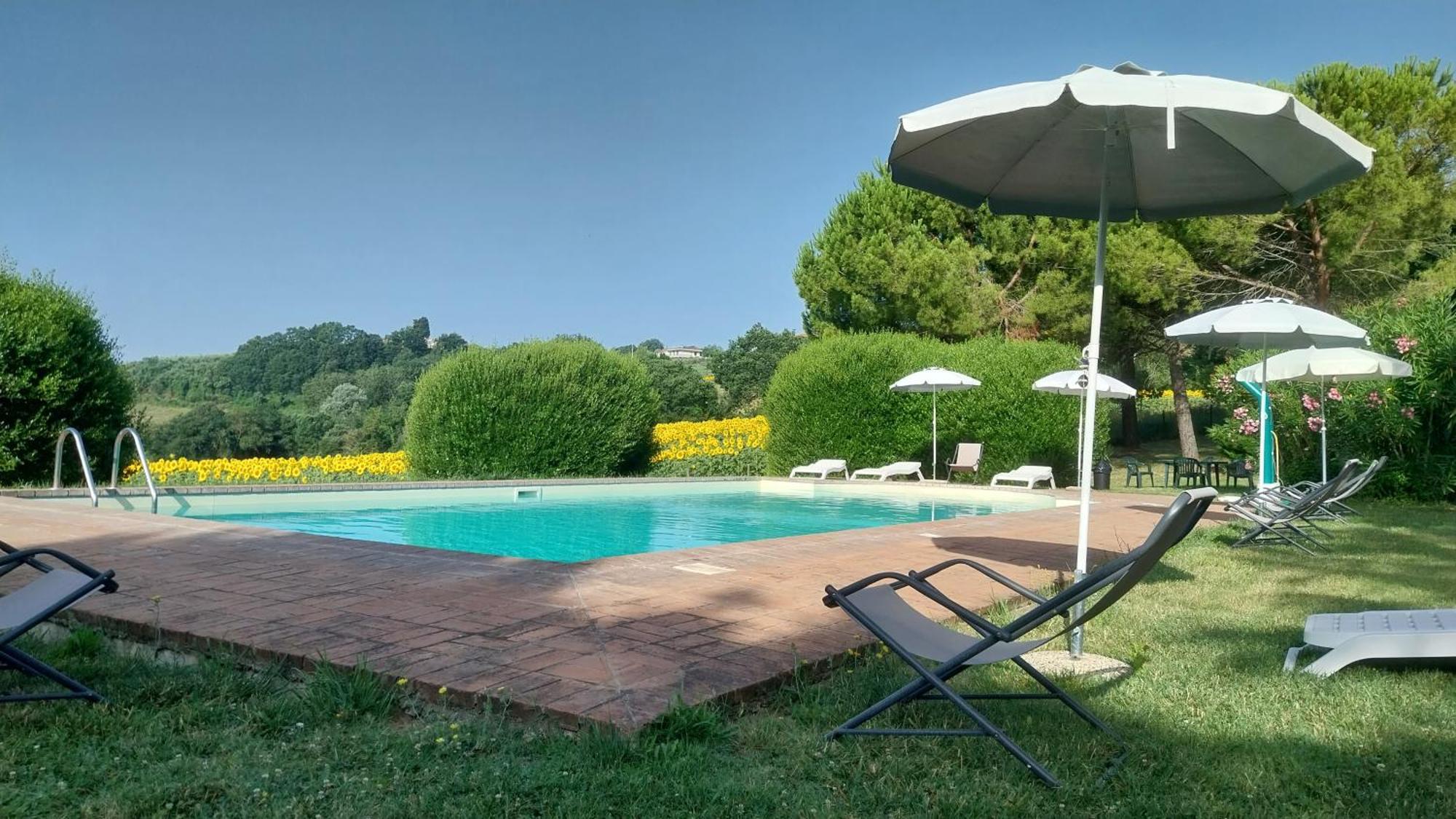 הוילה טודי Il Borghetto מראה חיצוני תמונה